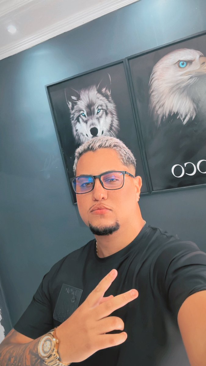Nathanoliver53's tweet photo. Gratidão por mais um ano de vida na permissão de Deus , só agradecer por tudo 🙏👑🥳 https://t.co/ibj6OWWEfl