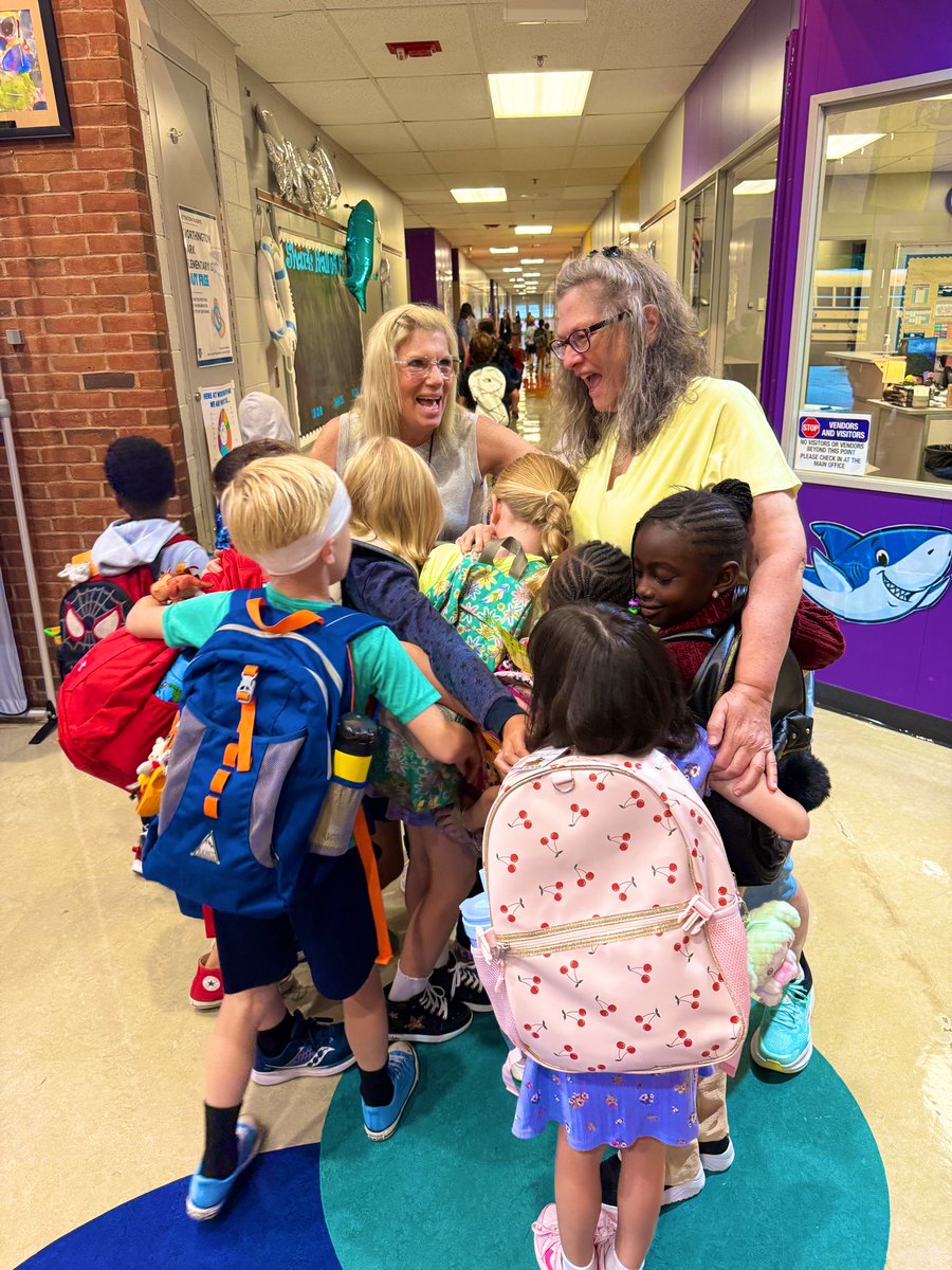 Mondays are easier when they start with this much love! <a href="/WoParkSharks/">Worthington Park Elementary School</a> 🩵🦈 #itsworthit