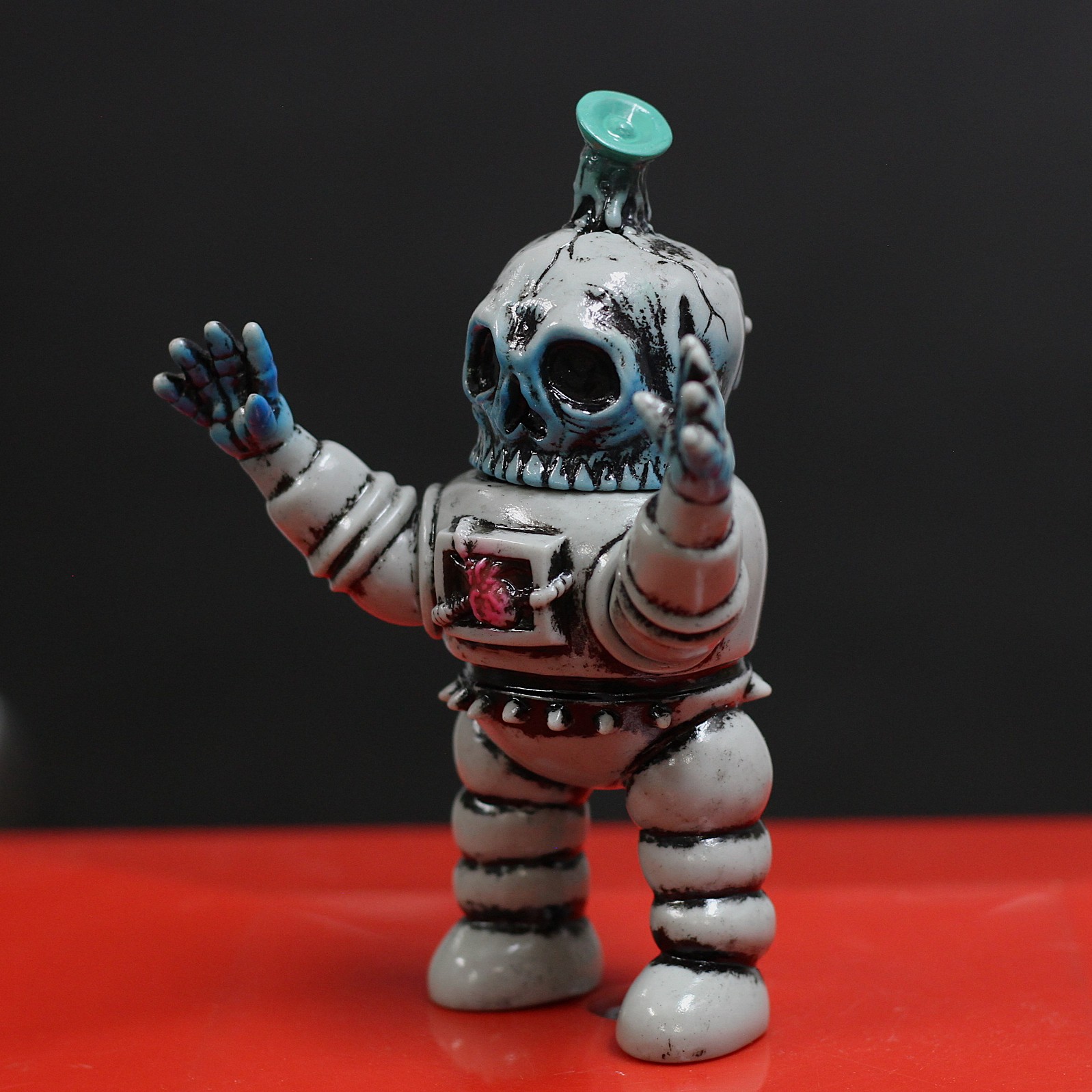 特撮 KENTH TOY WORKS x One up. ASTRO SKULLBOT One up. Online Store