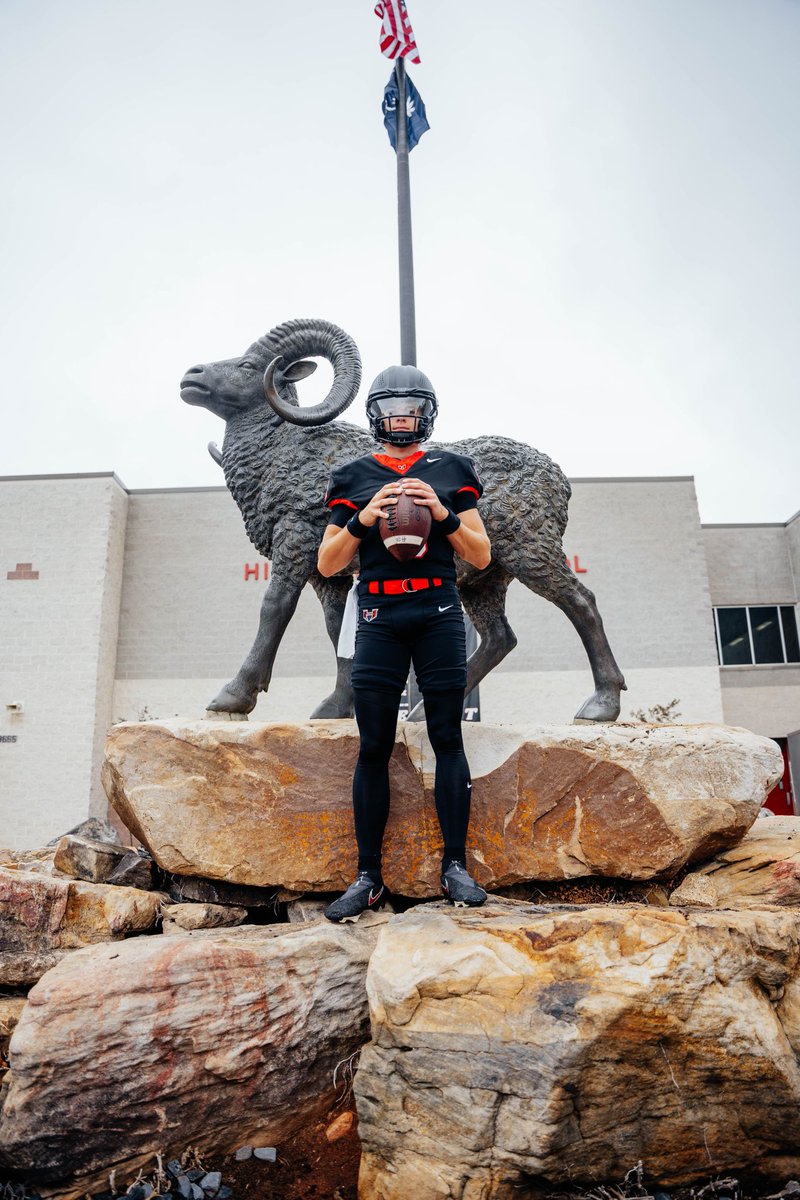 Game week let’s go! <a href="/rams_hhs/">@HHS Rams Football</a>