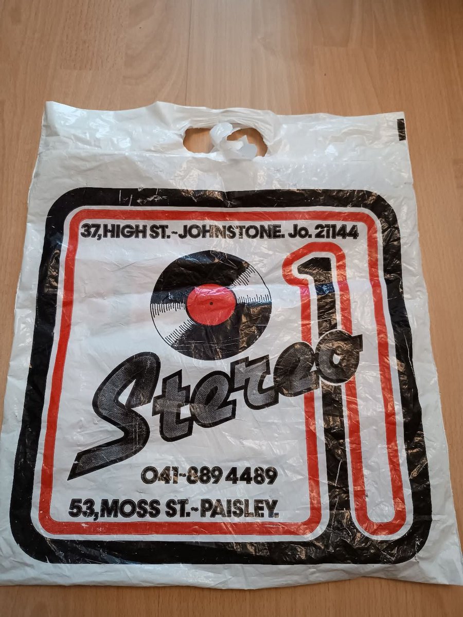 Justlikemy1's tweet photo. Remember buying this at Stereo 1 , Moss Street Paisley , around Easter 1982. Still sounds as good 😎🔥 #stifflittlefingers #7inch #slf #recordshops
https://t.co/he3hSbjnPe https://t.co/M0mmK4ufX0