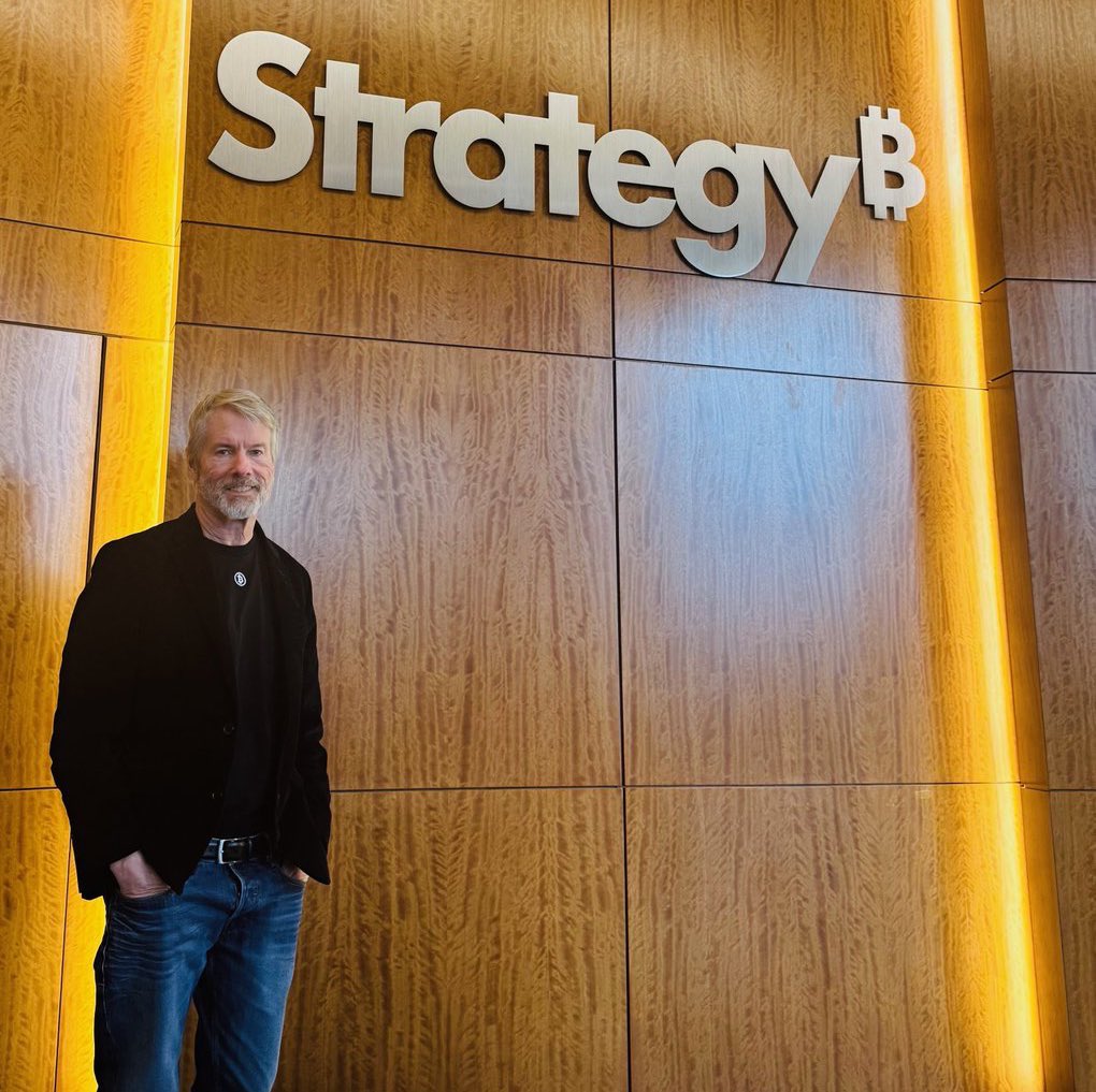 BIG BREAKING 🇺🇸 

STRATEGY ACQUIRES ANOTHER 430 #BITCOIN FOR $51 MILLION

HUGEE 🔥