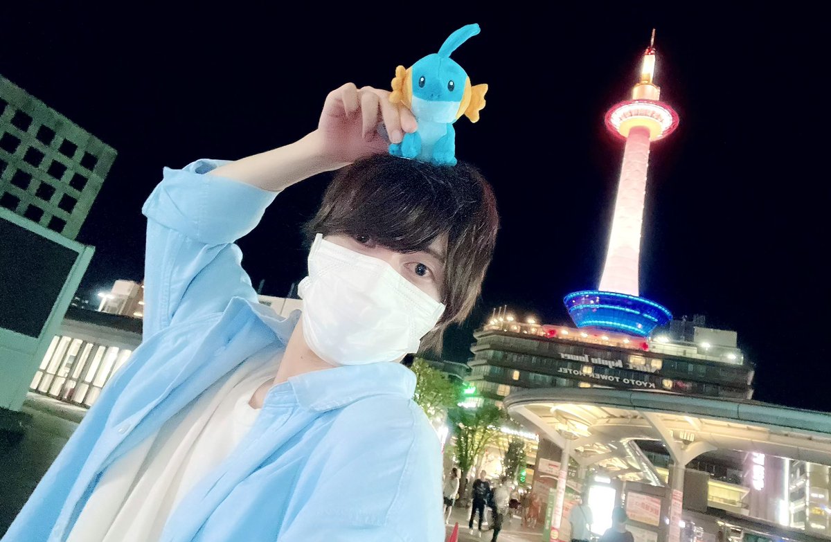 帰省して京都1日回ってきた✨
急遽金沢▶京都に変更したけど
ずっと通ってたとこ久しぶりに行けたりこっち住んでた時には行かへんかったようなとこも行けて
大満足楽しかった😌
早めのバスでゆっくり帰ります🚎