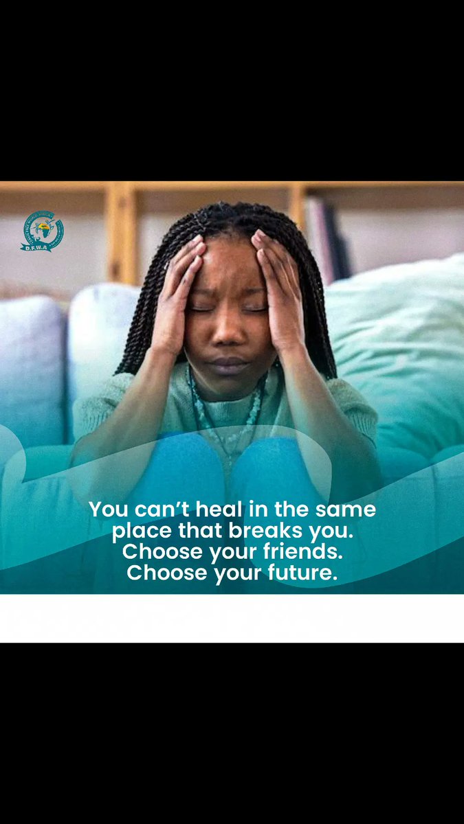 DFWAmedia's tweet photo. Your circle matters. If your environment promotes drug use or reckless living, step back and step up.
🔄 Your surroundings shape your story, make it a good one.

SAY NO TO DRUG ABUSE 

#DrugFreeWorldAfrica #DFWA #dfwamedia #drugfreelightbearers

#HonDrLinaOkereke https://t.co/nNVqdIcnXv