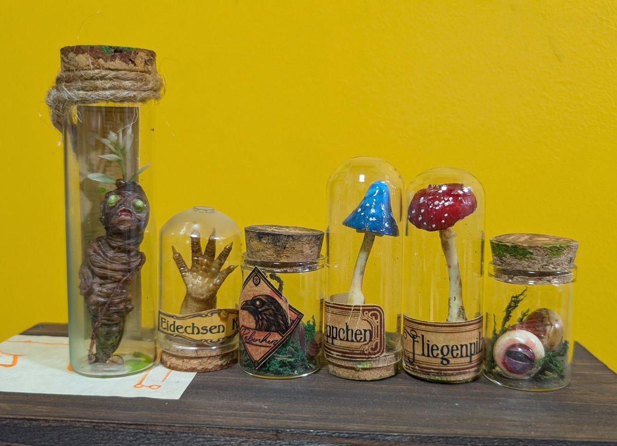 コンクエストで買った魔法の触媒たち。これこれこういうの欲しかってん！っていうのばかりでお財布に余裕があればもっと欲しかった。