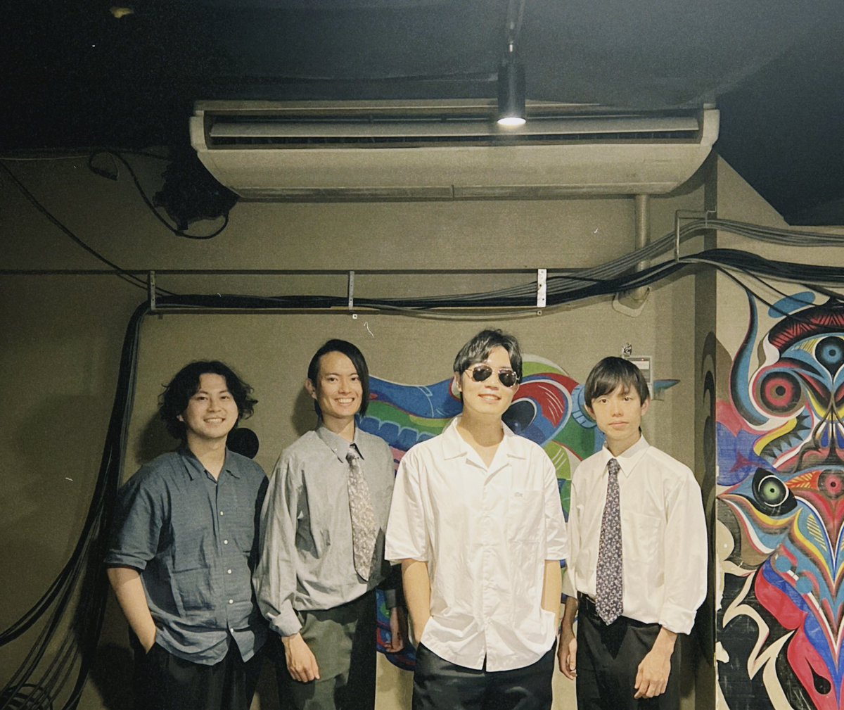 lobster0725's tweet photo. 出演バンド①

DMJ @DAIMONJI_115 

京都御所発4人組ロックバンド！！
Arctic Monkeysを彷彿とさせる王道サウンドが持ち味です！！
ずっと呼びたいと思ってました！！

#ハートフルガレージパンクフェスティバル https://t.co/KcRmOEfqvc