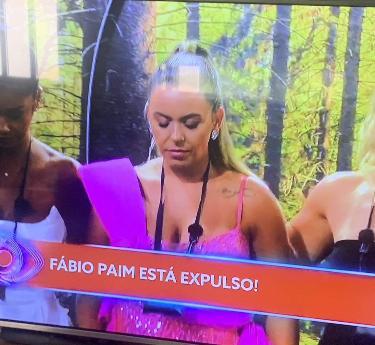 calarmenunca's tweet photo. A sonsa da Jessica ficou viúva mais uma vez 🤦♀️🤣🤣… mais uma vez o papel de vítima e as amiguinhas a passar o pelo! 👏🏻👏🏻#bbtvi #bbvtvi #sstvi https://t.co/DJdbeO2Pl1