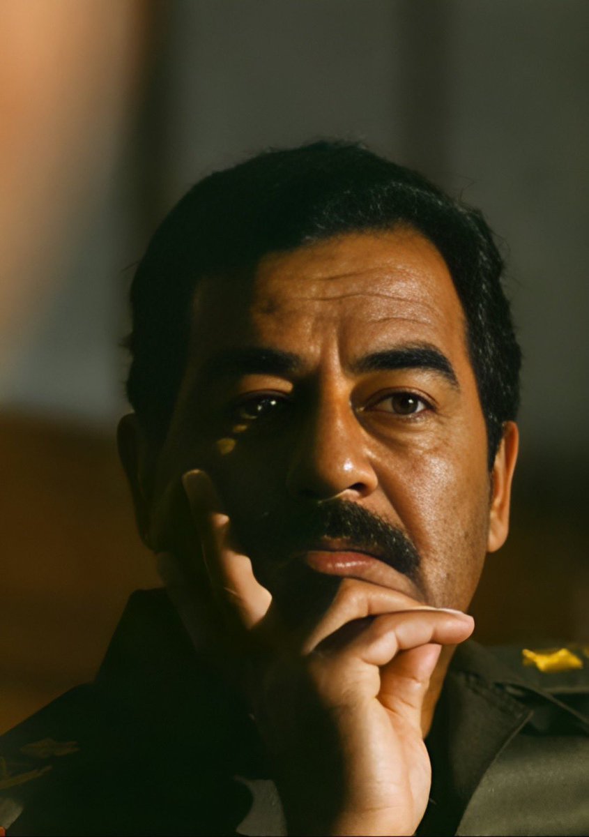 شكراً على حكمك وشدتك 
شكراً على حربك ايران
شكراً لانك لم تخضع لأمريكا و الغرب
شكراً على سحق الخونة والعملاء
لقد كنت وطن يحتضن وطن
كنت تريد الخير لشعب أبى إلا أن .!!!
#صدام_حسين 🔰