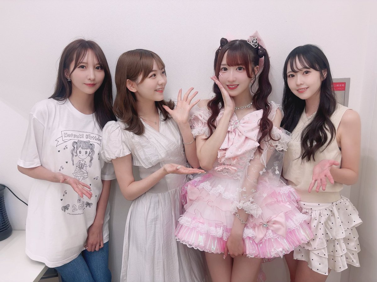 大好きなあんじゅれの先輩たちが生誕祭に来てくれましたよ(՞˶o̴̶̷̥᷄  ̫ o̴̶̷̥᷅˶՞)🪽

久しぶりにお会いしたけど、今もずっと優しくて…やっぱり大好きです！🫶🏻
来てくださって本当にありがとうございました❤︎