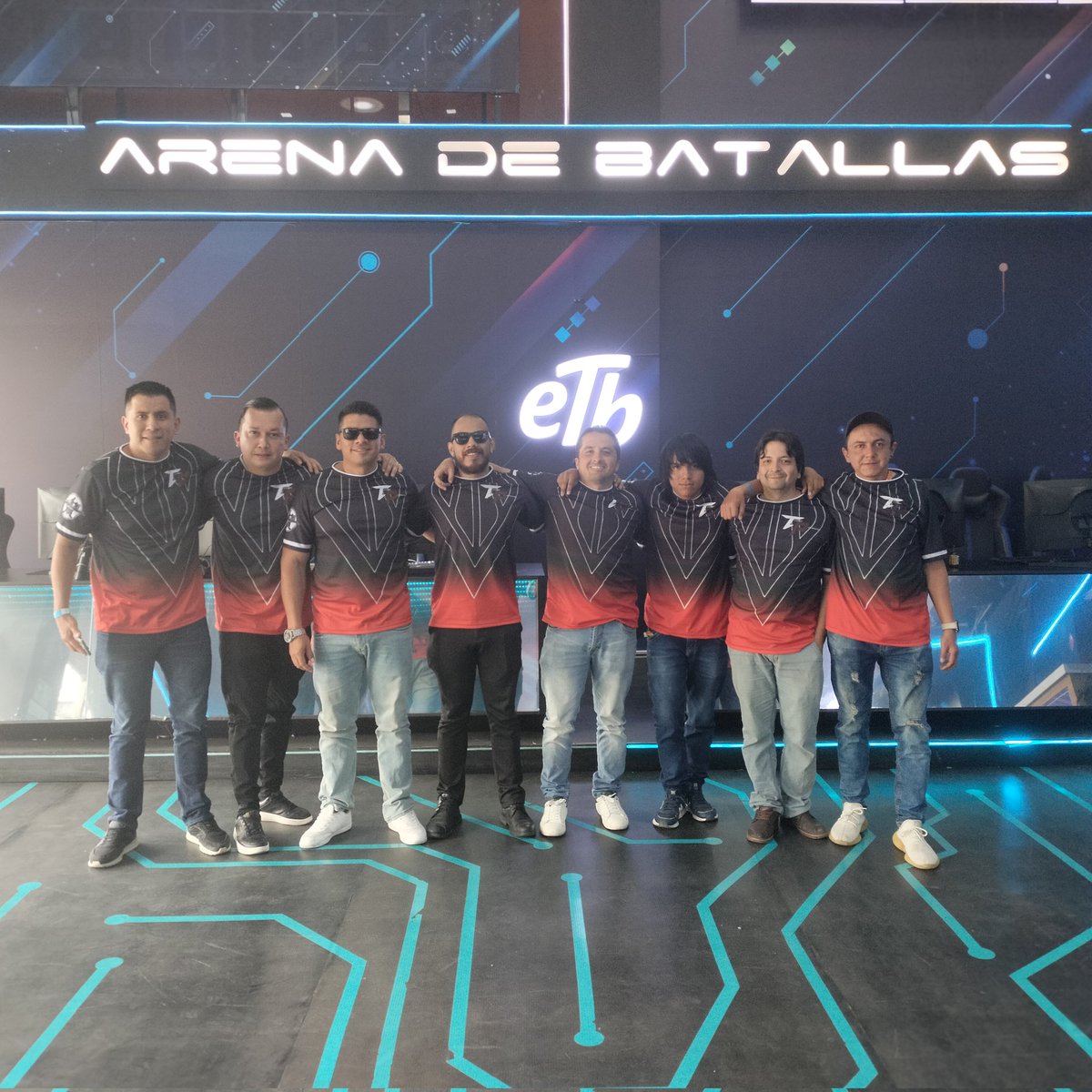 TRP 12º. Ellos son los representantes de la cuidad Popayán, integrantes aguerridos del equipo Arcade Popayán #ACP

<a href="/fedecoldeNal/">Federación Colombiana de Deportes Electrónicos</a> 
<a href="/ETB/">ETB</a>
<a href="/TekkenCo/">Tekken Colombia</a>

#Tekken #TekkenCo #TRP #TCo #ACP #AracadePopayan #gamingcenterETB #ETBdigital 
 #YosoyTCo #YosoyTKC #TekkenColombia #GamingColombia