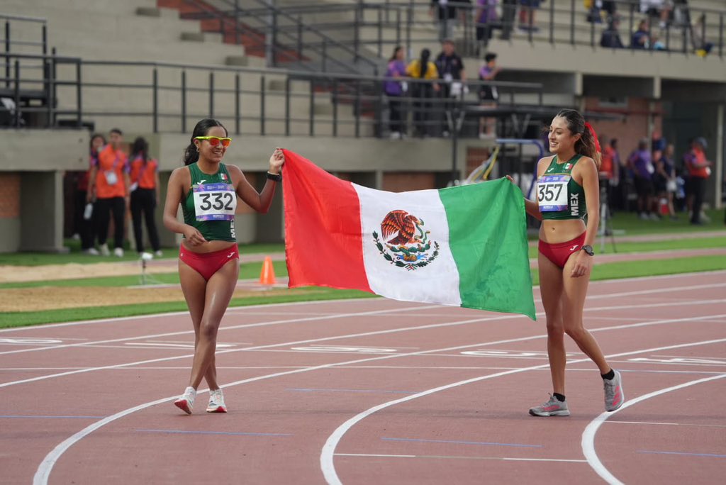 ¡Ximena Serrano y Valeria Flores hacen el 1-2 en los 20 km de marcha atlética!
Serrano gana con 1:31:40 hrs, rompe el récord panamericano y asegura su plaza a Lima 2027 🇲🇽🥇🥈

#TodossomosOlímpicos