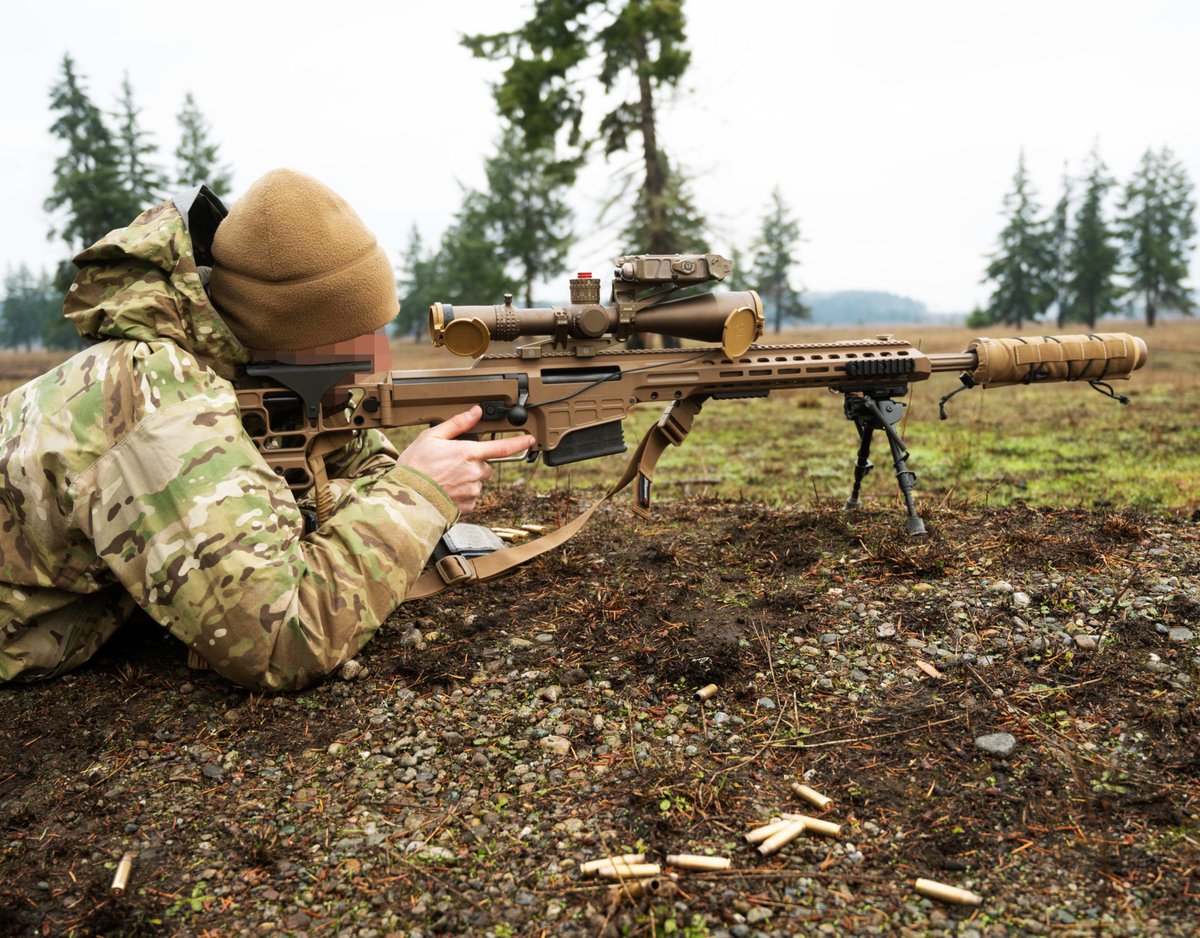 BarrettRifles's tweet photo. Mission requirements change. Our standard for precision doesn’t. 
#barrettfirearms #TheLeaderInLongRange #MK22 #338NM #300NM #762x51 #AML338 #bagrider #longrangeshooting #versatile https://t.co/dBFcdRmKrl