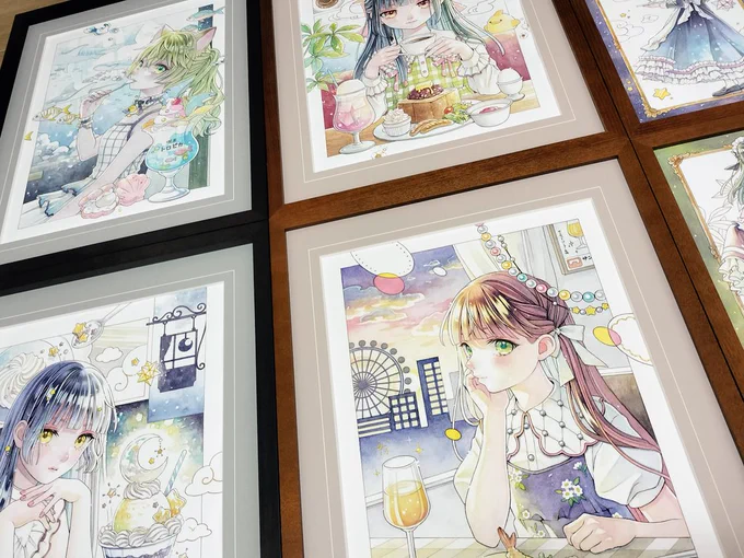 額縁しました 最後に大きい作品描いてます!