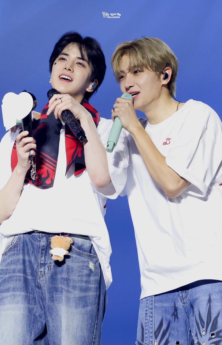 250808 더블레이즈 DAY1

커여운 딩초들☺️

#더보이즈 #THEBOYZ #TBZ #현재 #영훈 
#HYUNJAE #YOUNGHOON