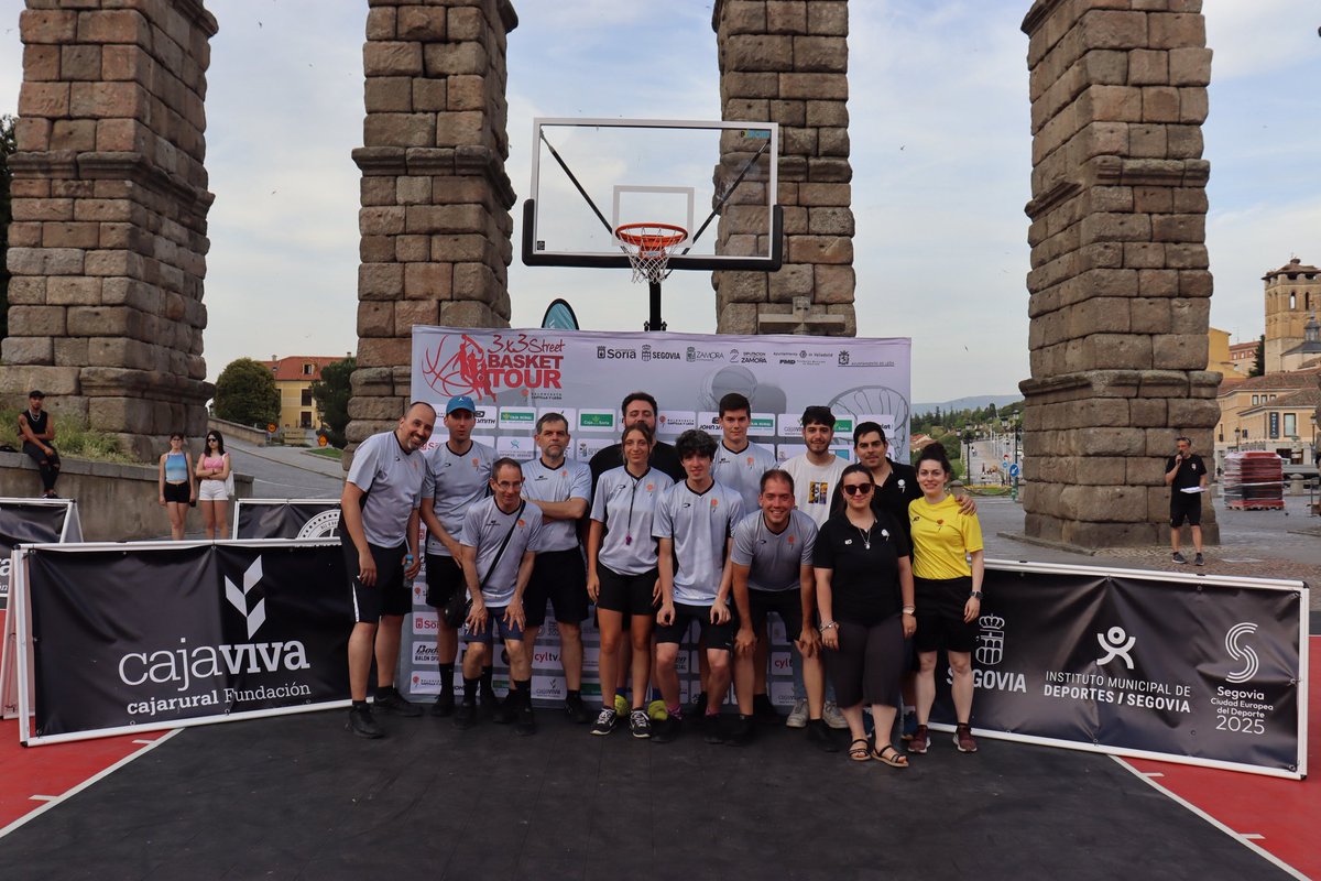🙌Gracias al <a href="/segovia_es/">Ayuntamiento de Segovia</a> por su colaboración en la organización del #3x3SBT2025 los días 31 de mayo y 1 de junio en la Plaza del Azoguejo

🏀Su implicación permitió convertir el centro de Segovia en un punto de encuentro para el baloncesto en la calle ⛹️‍♂️

#3x3SBTSegovia