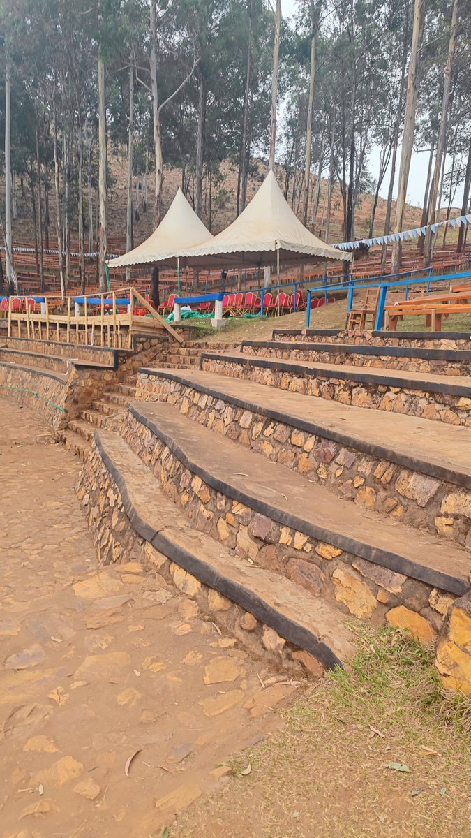 #Jeudi : ingozi mri Rallye nsanga condoms zaheze 
#Vendredi : nca nja gusenga kwa Bikiramariya imugera ibiyeri et benedictions à gogo
#Samedi : imusongati gutamba kwangaru na <a href="/harmonize/">harmony</a> mri chemin de fer
#Dimanche : kwa natasha ibugarama imvura icirwa ndayishizemwo