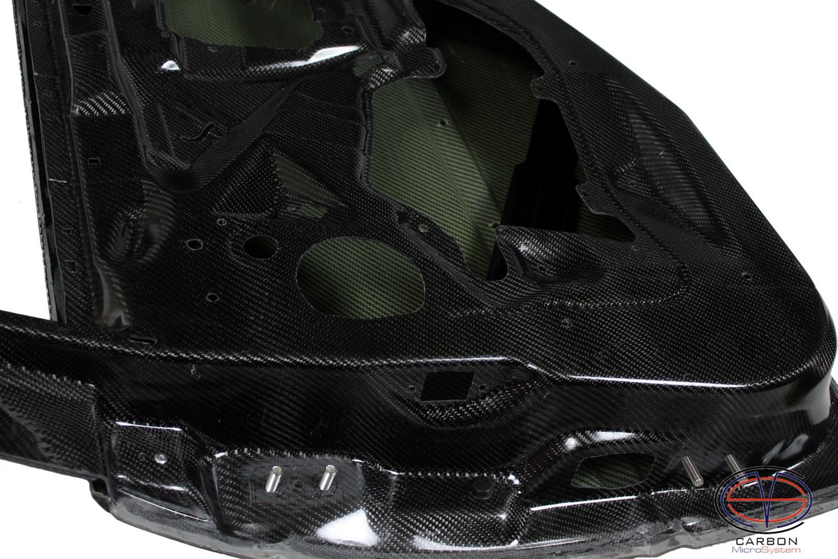 Carbon_Micro's tweet photo. Rear carbon doors for BMW E46 Touring.
Weight of metal door (With metal crash bar) = 12 kg
Weight of carbon door (With metal crash bar) = 3.5 kg
#carbonfiber #bmw #e46 #bmwe46 #e46touring #weightreduction #autotuning #carbon #carparts #carbonmicrosystem https://t.co/X3cWBYj0dK