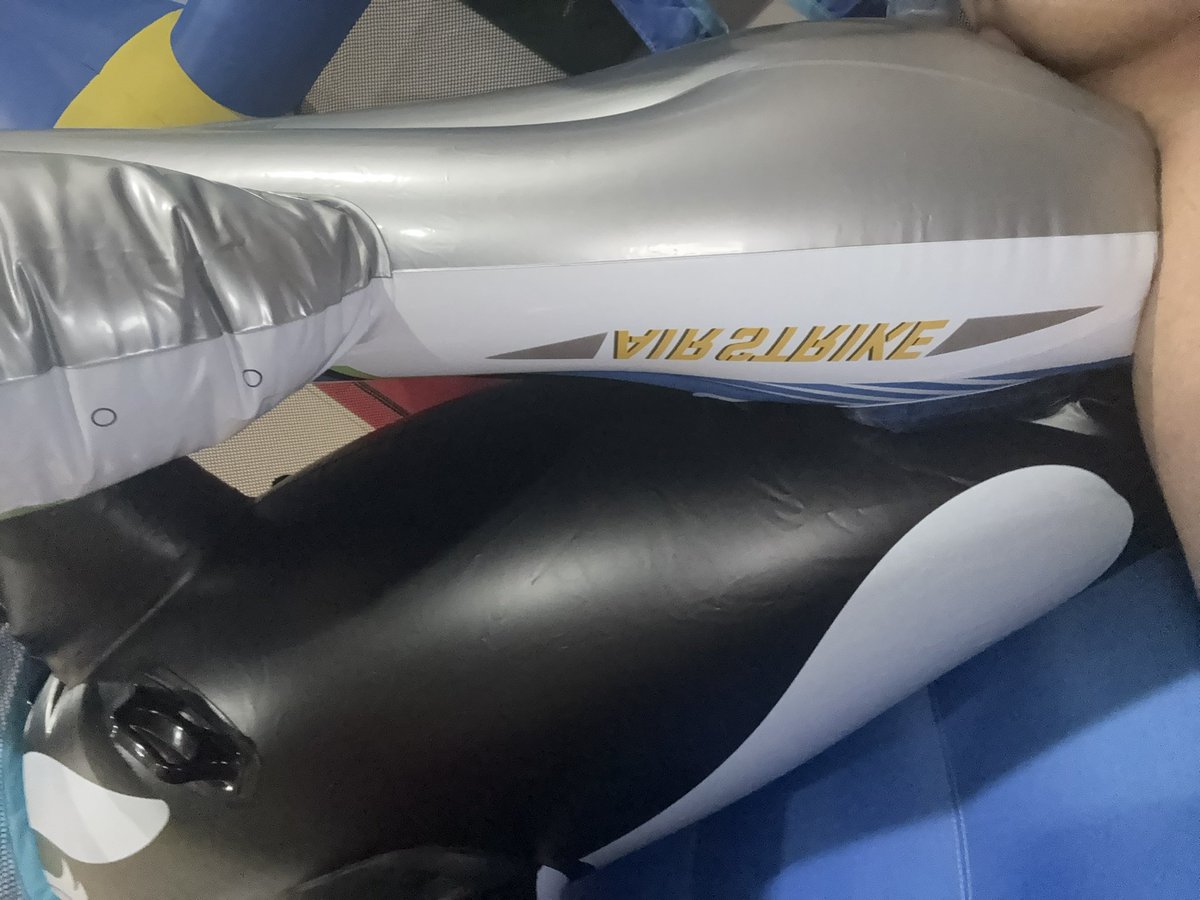 intex Cum Guy tweet media