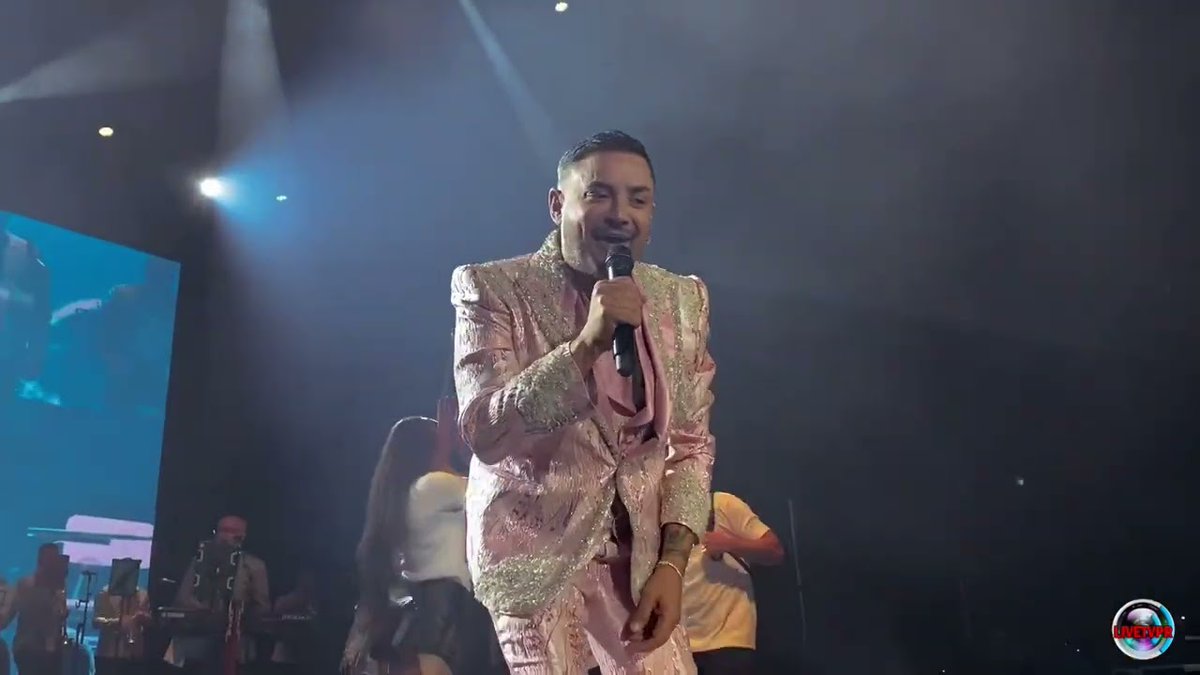 Manny Manuel en el ojo del huracán. 
Picotean está estaba ebrio y no pudo presentarse durante el evento “Merengue Legends” en el Coca-Cola Music Hall.
picoteandoelespectaculo.blogspot.com/2025/08/manny-…