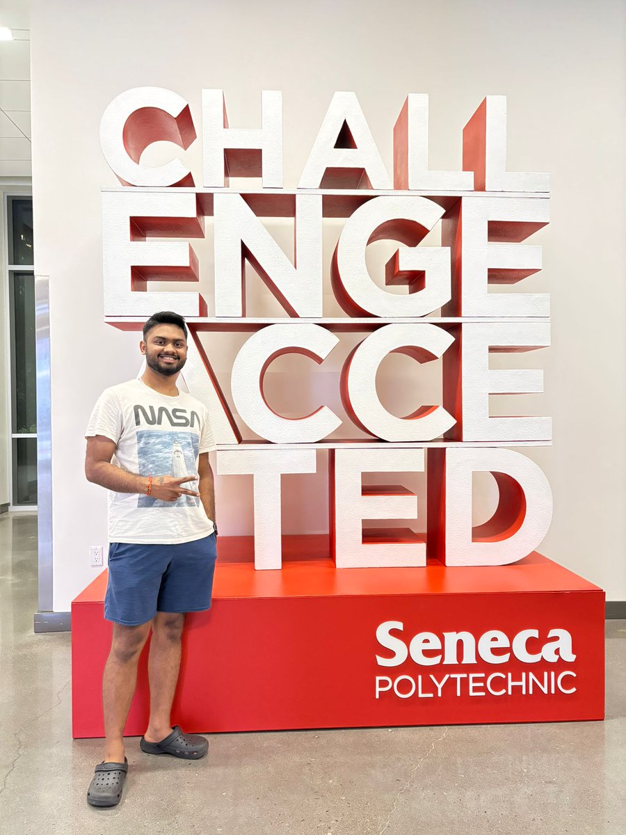 busycaesar's tweet image. Visited my alma mater yesterday, a year after graduation, and reflected on how much I have grown since the day I joined @SenecaPoly.

Cheers to all the learnings and memories created here, which helped me become who I am.

#SenecaPolytechnic #ComputerProgrammingAndAnalysis…
