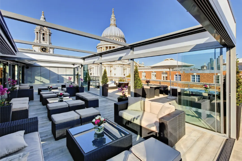 UK FinTech Awards tweet media