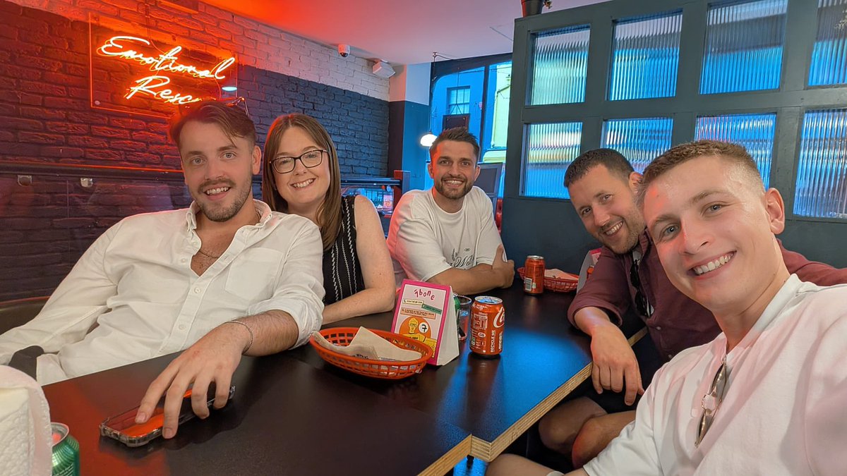 A great day out to celebrate the teams efforts over the last quarter!🙌

Yesterday the team headed down to sunny Brighton for a bite to eat &amp; a few activities in the sunshine!☀

We couldn't do it without the amazing team or the fantastic clients, who trust us with their homes!🤝
