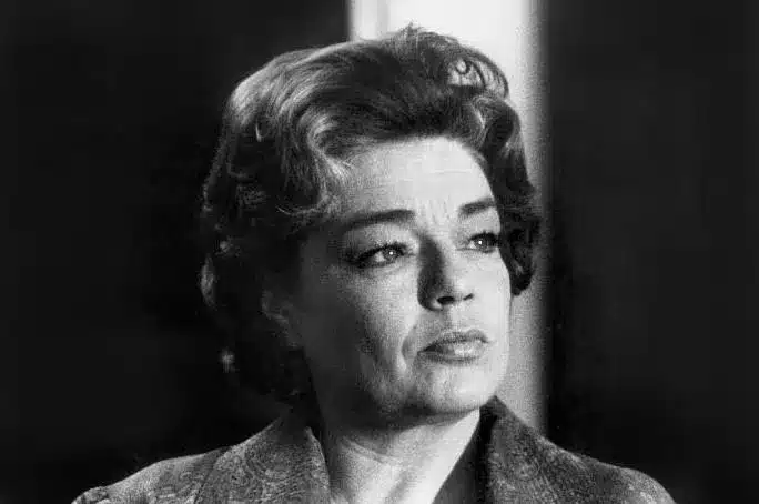 ➡️ Le premier film qui vous vient en tête en voyant Simone Signoret ?
