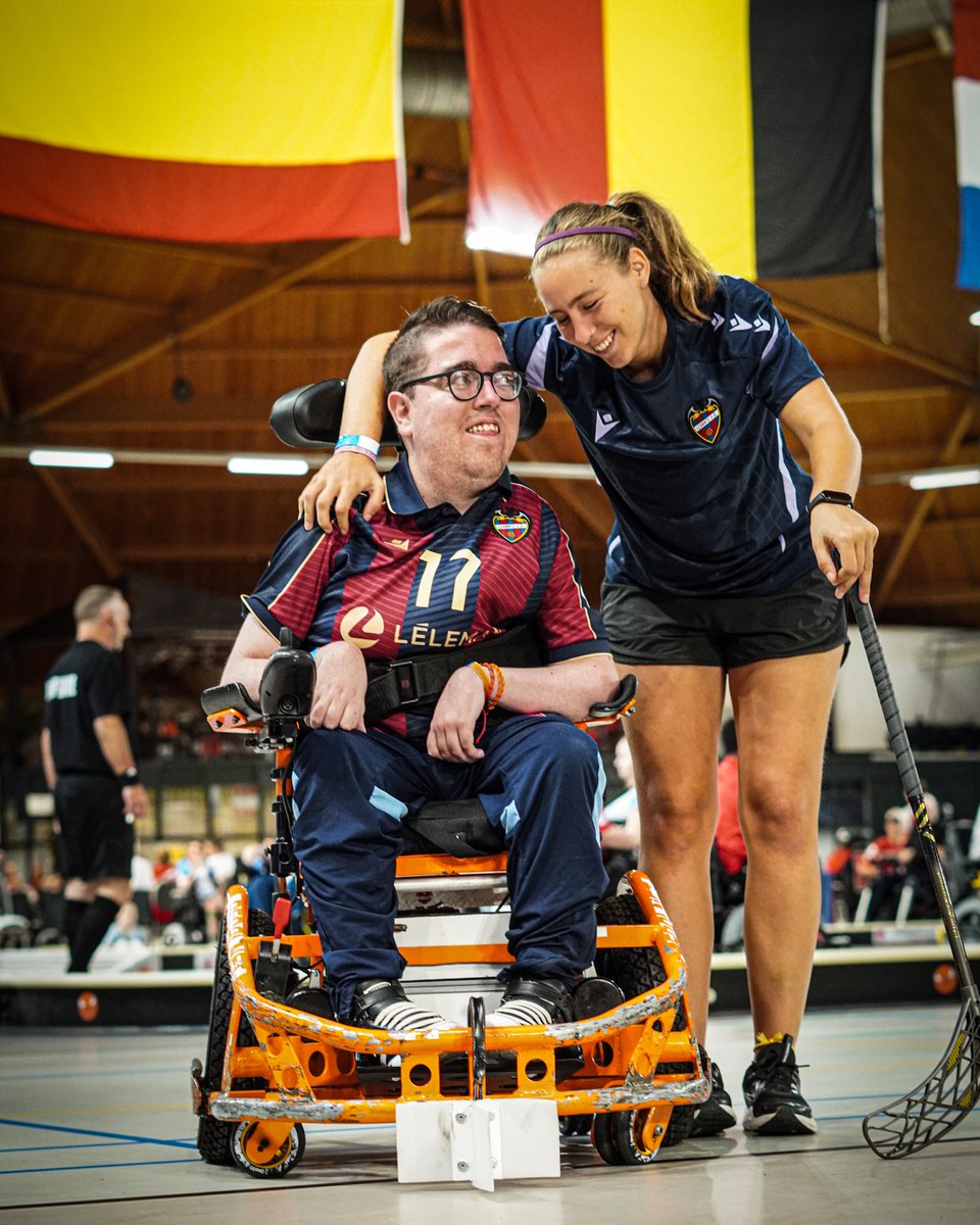 LUDfundacion's tweet photo. ¡Nuestro paso por el Torneo Internacional GP Bulls Eindhoven ha sido más que un chute de energía! 🔋 

Volvemos a las pistas con muchas ganas 💪 

¡MASCLETS, AU AU AU! 

#LevanteMasclets #Masclets #HSRE #Hockey #DeporteAdaptado #DeporteYDiscapacidad #Inclusion https://t.co/TvrdNf8V4K