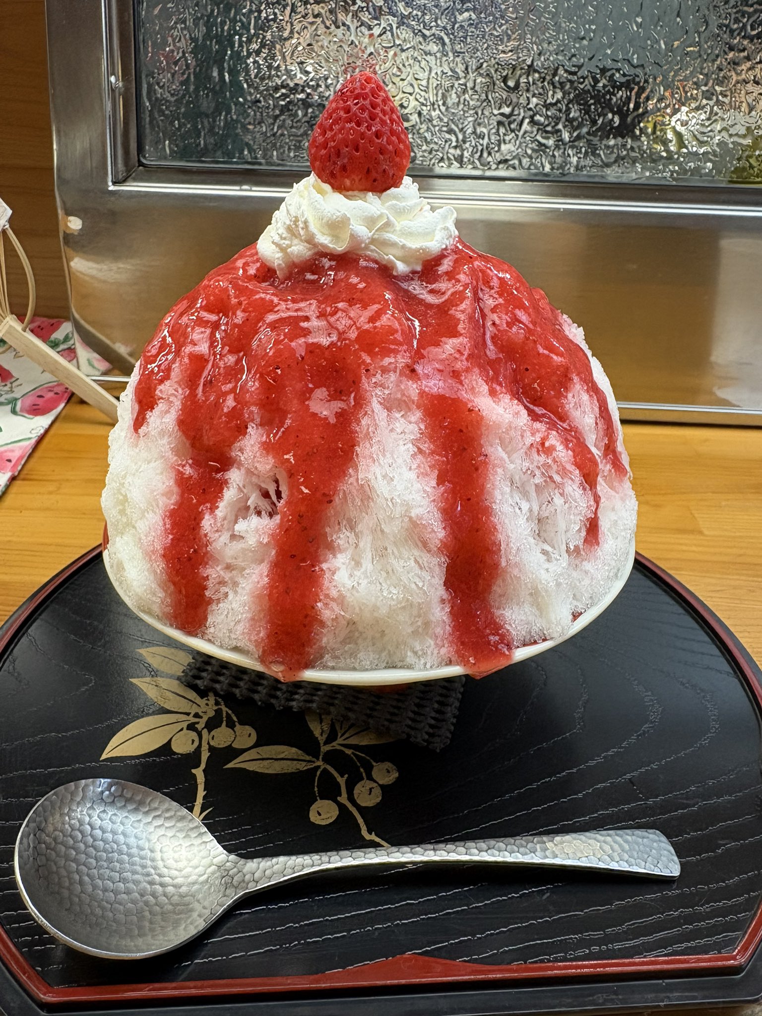 原宿　Dog アクセサリー×2 かき氷 本日もよろしくお願いします！ かき氷だけでもOK 🍧 暑いので体