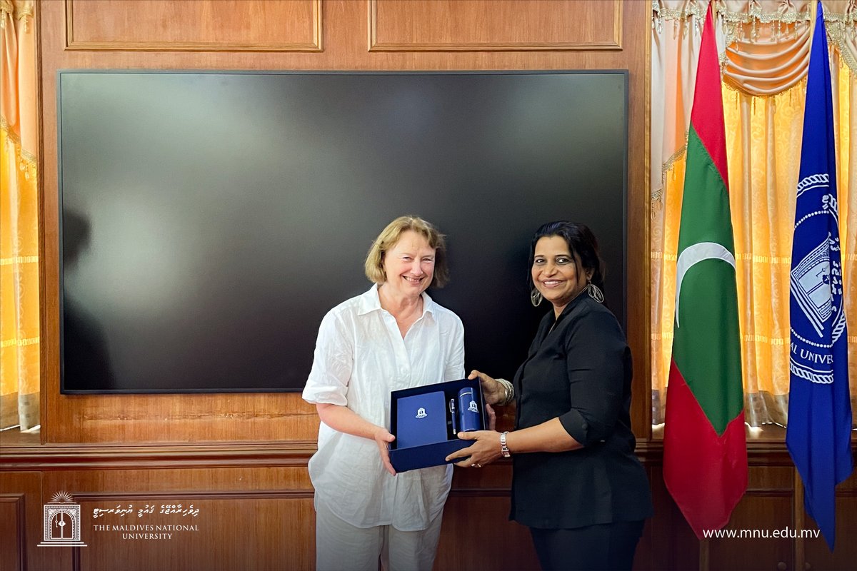 MNUedu's tweet photo. Dr. Gillian Kette and Dr. Svetlana King from the Prideaux Discipline of Health Professions Education, Flinders University, met with the Vice Chancellor and senior leadership of MNU to discuss ongoing Australia Awards Fellowship initiatives to strengthen health professions education capacity in the Maldives.