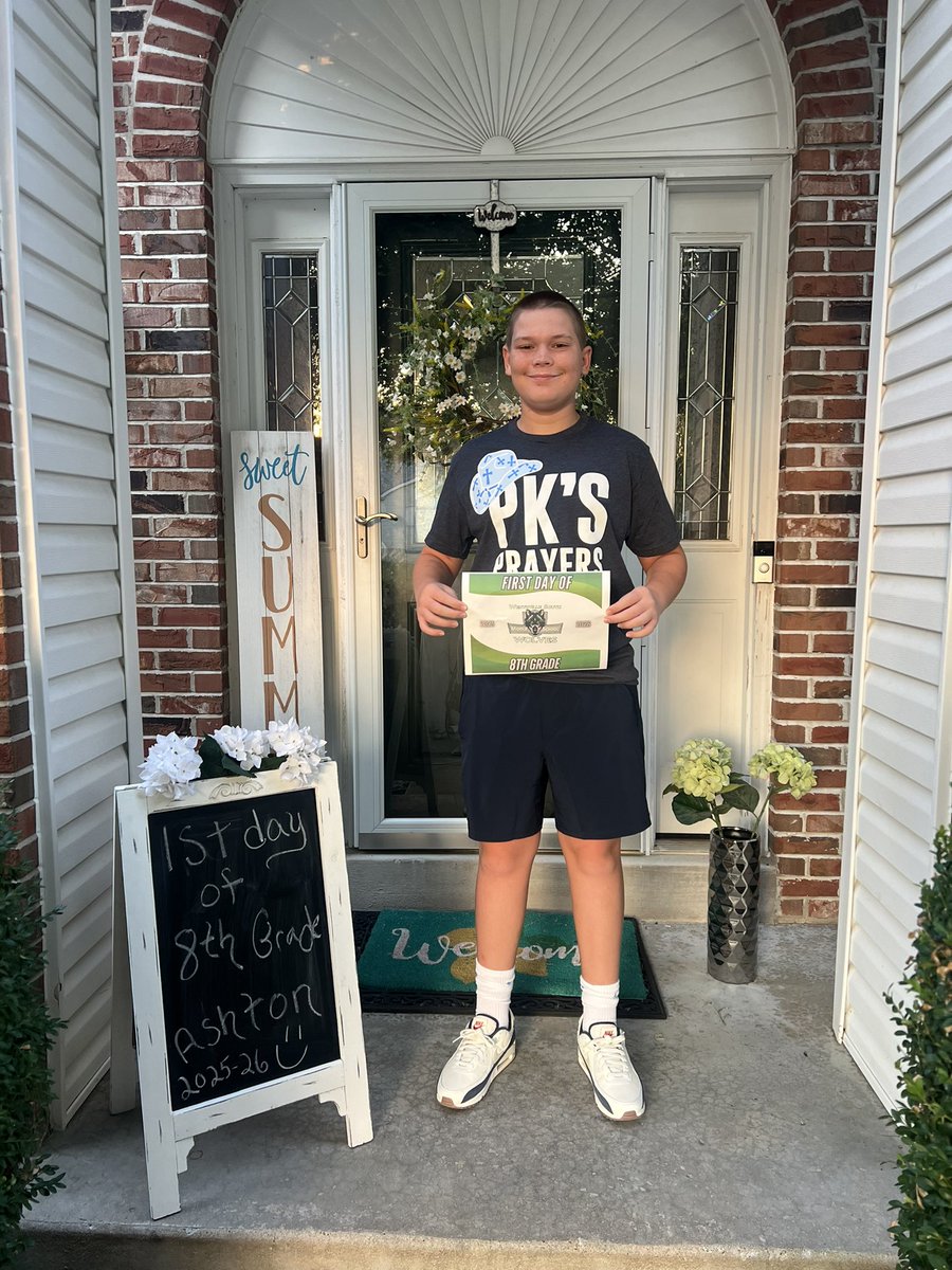 TrishaGrantham5's tweet image. Last first day of Middle School for this kid📚Hope 8th Grade is the best yet, Ashton💙💚
“be strong &amp;amp; courageous! do not be afraid or discouraged.
for the Lord your God is w/you wherever you go”-Joshua 1:9 #wsms🐾 #classof2030 🐺#8isgreat #ruletheschool @ag_stl @PtoSms @WSDinfo