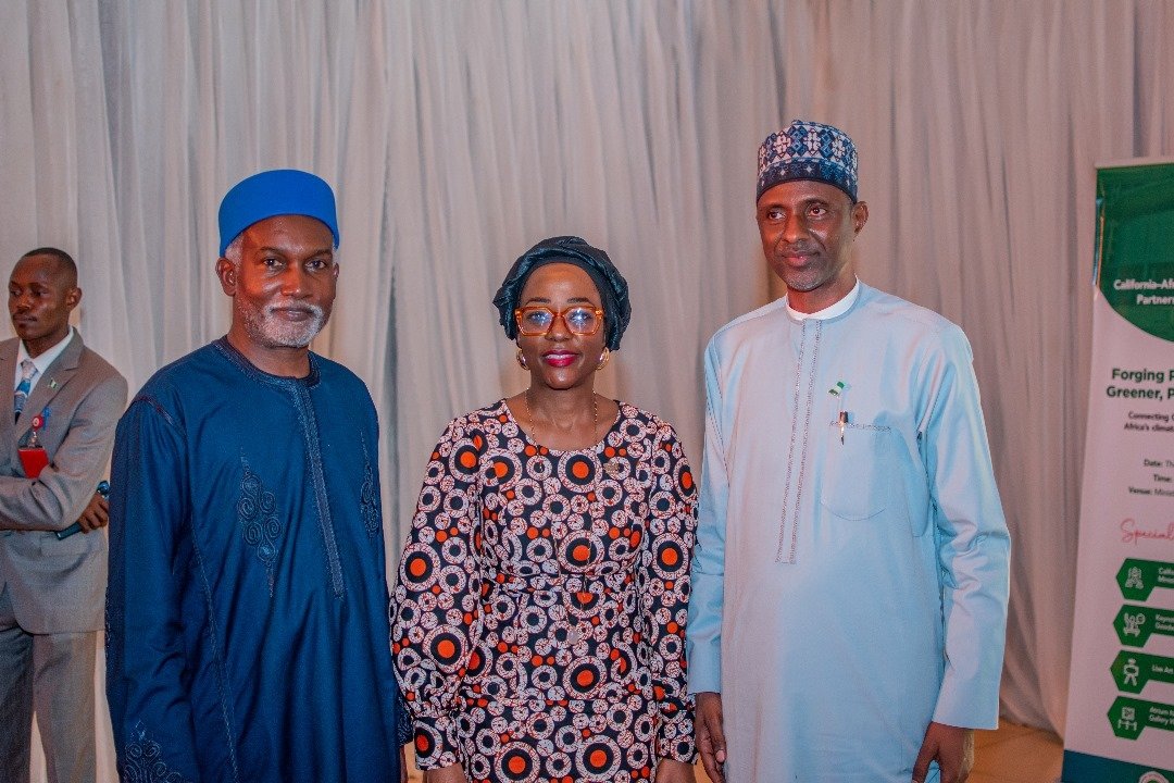 Climategovng's tweet photo. The NCCC was part of the @NigeriaMFA dinner marking the Nigeria–California Bilateral Forum.
DG Mrs. Tenioye Majekodunmi reaffirmed NCCC's commitment to climate action, green growth &amp; global partnerships for a sustainable future.
#NCCC #NigeriaCaliforniaForum #ClimateAction https://t.co/InFZ9Cm28T