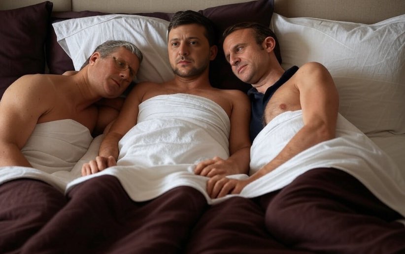 Sébastien 🇨🇵 (@jean_se67) on Twitter photo <a href="/Keir_Starmer/">Keir Starmer</a> <a href="/POTUS/">President Donald J. Trump</a> <a href="/ZelenskyyUa/">Volodymyr Zelenskyy / Володимир Зеленський</a> We know why 😏⤵️
#Washington <a href="/Keir_Starmer/">Keir Starmer</a> <a href="/POTUS/">President Donald J. Trump</a> <a href="/ZelenskyyUa/">Volodymyr Zelenskyy / Володимир Зеленський</a> We know why 😏⤵️
#Washington