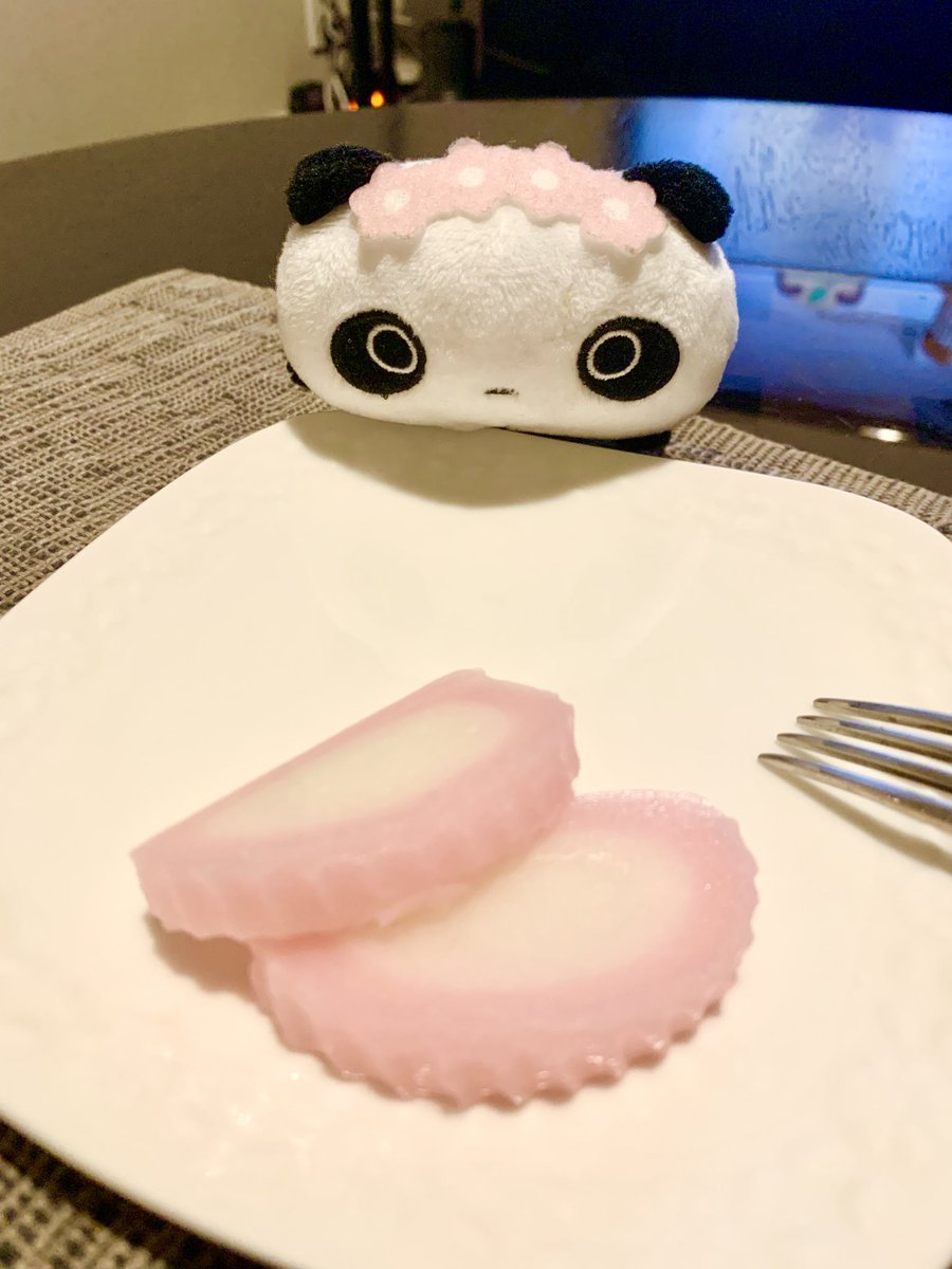 kimo_tare's tweet photo. すあま
人生で初めて食べた けど…

#たれぱんだ #すあま https://t.co/0w7RoBrxbs