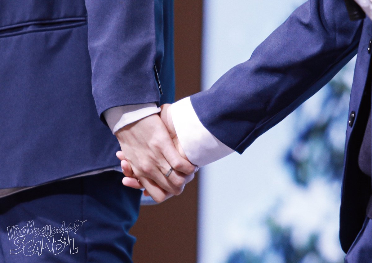 🏫🔔💘𝙃𝙞𝙜𝙝 𝙎𝙘𝙝𝙤𝙤𝙡 𝙎𝙘𝙖𝙣𝙙𝙖𝙡
헐 나 미술실 앞에서 둘이 손잡고 있는거 봄

#high_school_scandal
#헐_준성선배랑_성호랑_사귄대

#Junseongho #준성호 #준성호네