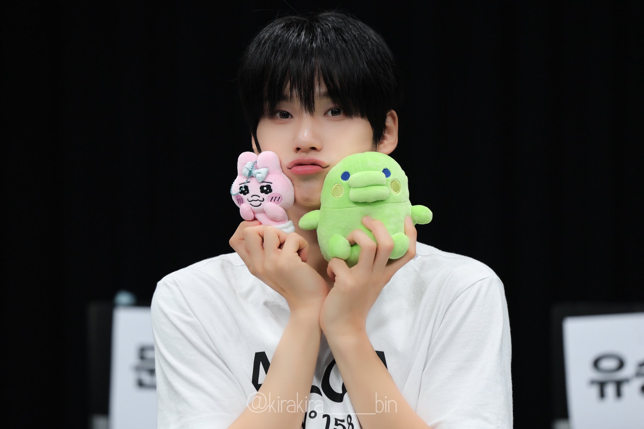 evnne パクハンビン　チェキ　이븐 박한빈 포카 Park Hanbin at EVNNE 1st Mini Album [Target:ME] Press