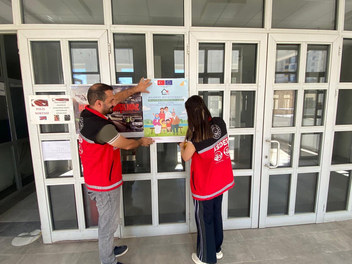 Hakkari Aile ve Sosyal Hizmetler İl Müdürlüğü (@hakkariashm) on Twitter photo Yüksekova Sosyal Hizmet Merkezi Müdürlüğümüz tarafından, İlçe Nüfus Müdürlüğüne ve Vergi Dairesi ziyaret edilerek koruyucu aile ile ilgili bilgilendirme yapılıp tanıtım broşürleri asıldı.
<a href="/tcailesosyal/">T.C. Aile ve Sosyal Hizmetler Bakanlığı</a>
<a href="/HakkariValiligi/">T.C. HAKKARİ VALİLİĞİ</a> Yüksekova Sosyal Hizmet Merkezi Müdürlüğümüz tarafından, İlçe Nüfus Müdürlüğüne ve Vergi Dairesi ziyaret edilerek koruyucu aile ile ilgili bilgilendirme yapılıp tanıtım broşürleri asıldı.
<a href="/tcailesosyal/">T.C. Aile ve Sosyal Hizmetler Bakanlığı</a>
<a href="/HakkariValiligi/">T.C. HAKKARİ VALİLİĞİ</a>