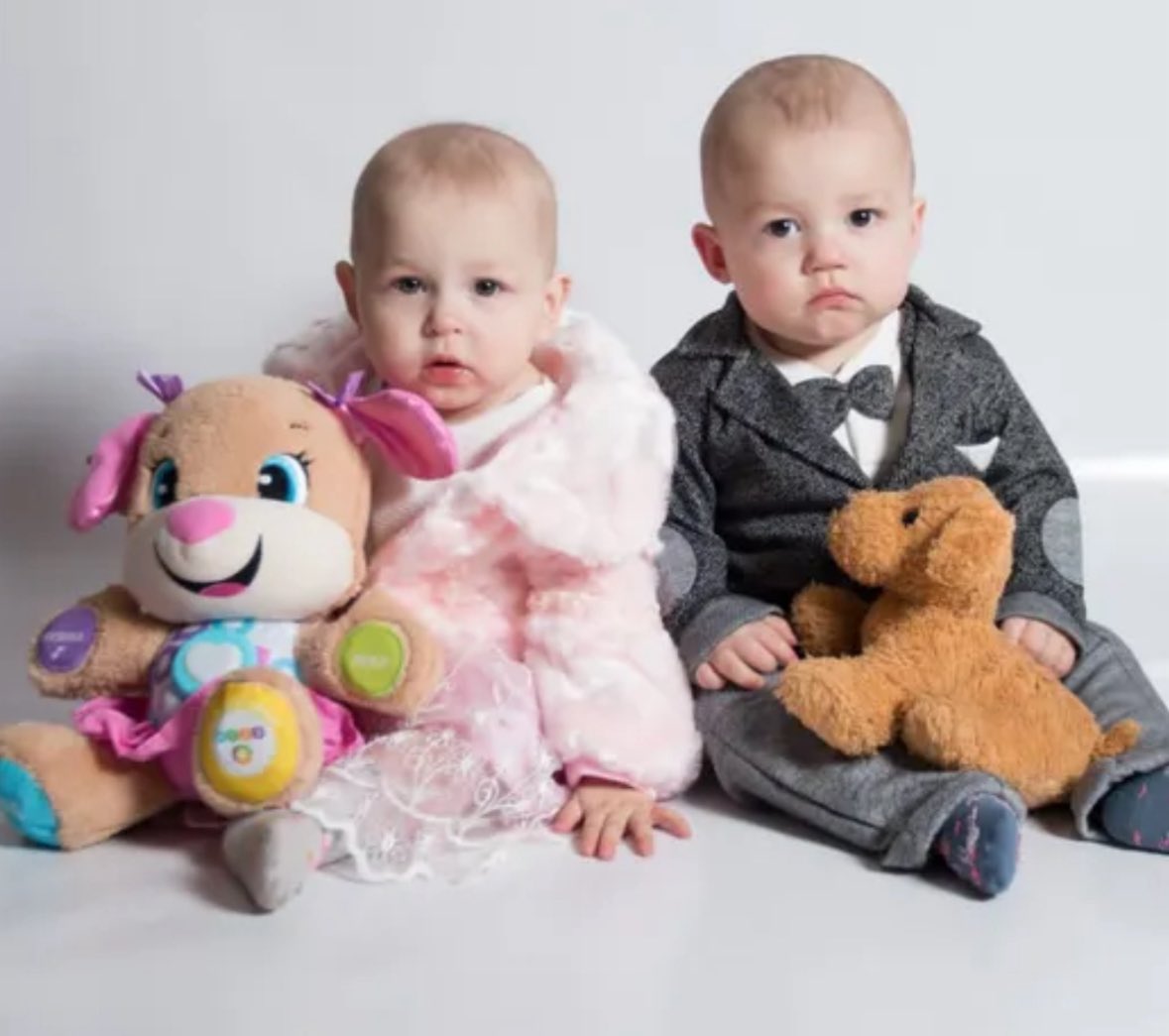 Children deserve to live.
End the wars.
I say this with all my heart — no child, anywhere, should grow up under bombs. No more excuses. No more silence. Peace is the only way forward.
#UkraineWar
#SlavaUkraini