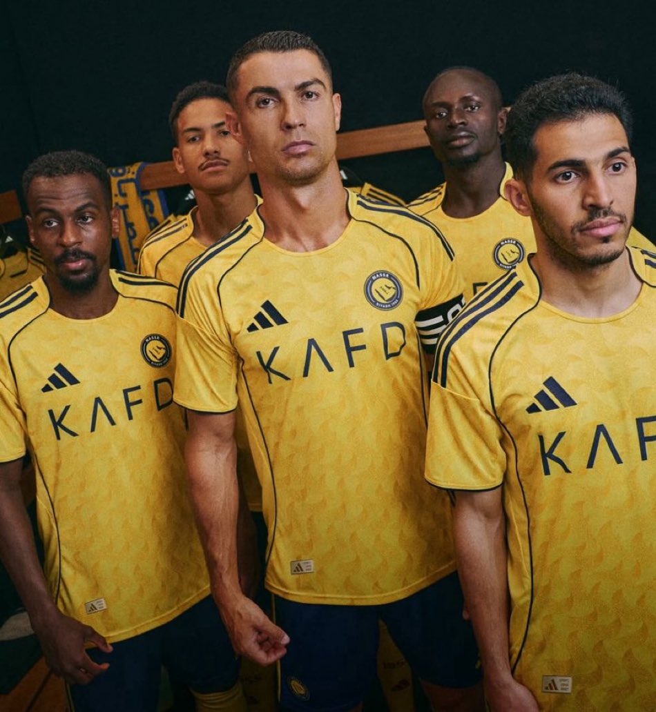 Al-Nassr France 🇸🇦 (@alnassrfrance) on Twitter photo 🎁 JEU CONCOURS 🎁
Pour cette nouvelle saison qui commence dès demain, on vous fait gagner un maillot domicile floqué du joueur de VOTRE CHOIX.
Pour participer, il suffit de RT + Follow <a href="/AlNassrFrance/">Al-Nassr France 🇸🇦</a>
Nom du gagnant annoncé Jeudi 21/08 21h. 🎁 JEU CONCOURS 🎁
Pour cette nouvelle saison qui commence dès demain, on vous fait gagner un maillot domicile floqué du joueur de VOTRE CHOIX.
Pour participer, il suffit de RT + Follow <a href="/AlNassrFrance/">Al-Nassr France 🇸🇦</a>
Nom du gagnant annoncé Jeudi 21/08 21h.