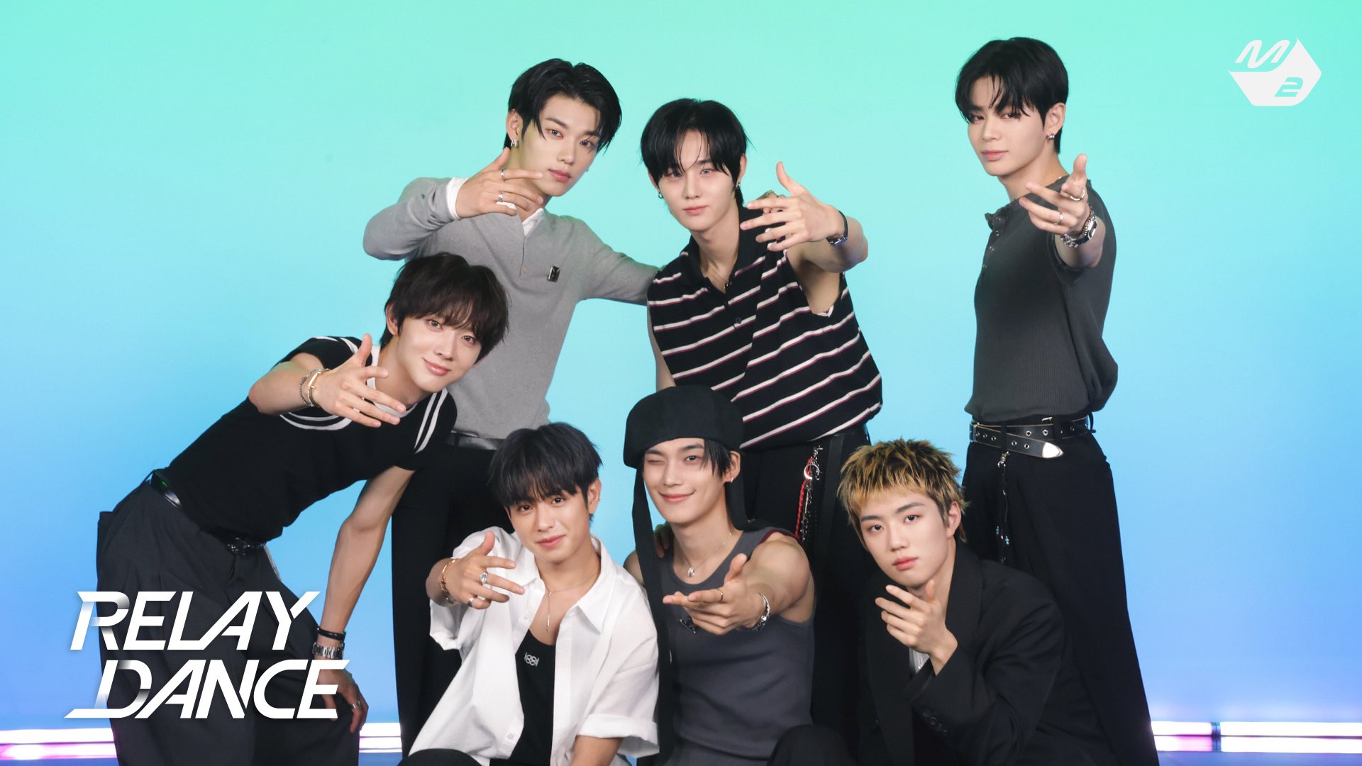 Ktown4u POP-UP STORE ラキドロ EVNNE イジョンヒョン Amazon.co