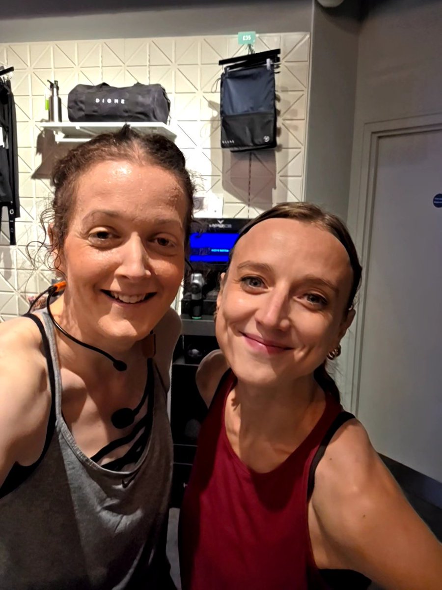 CharlieB121's tweet image. When you stay in touch but haven&apos;t actually seen each other in close to 2 years and she comes to your spin class at Digme, Richmond today. She smashed it too. So good to see you @amypackham15 - let&apos;s not leave it 2 years again. Well done you and thanks so much for coming. #Digme