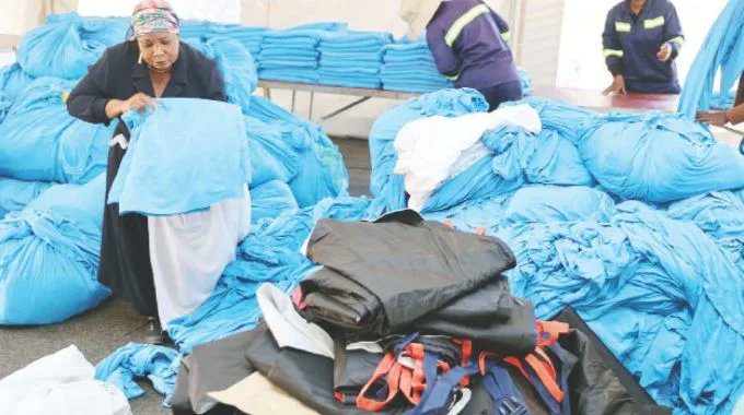 Angel Of Hope Foundation (@angelofhope_zim) on Twitter photo Public hospitals across all 10 provinces have received yet another major boost following the latest nationwide donation of critical medical supplies, equipment and consumables from Health and Child Care Ambassador, <a href="/ZimFirstLady/">First Lady of Zimbabwe 🇿🇼</a> Dr Auxillia Mnangagwa. angelofhopezim.org/first-lady-ext… Public hospitals across all 10 provinces have received yet another major boost following the latest nationwide donation of critical medical supplies, equipment and consumables from Health and Child Care Ambassador, <a href="/ZimFirstLady/">First Lady of Zimbabwe 🇿🇼</a> Dr Auxillia Mnangagwa. angelofhopezim.org/first-lady-ext…