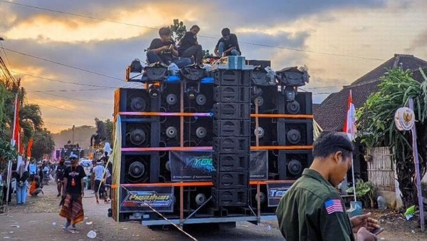 倉田、TAKEZO (@kuratakezo) on Twitter photo 