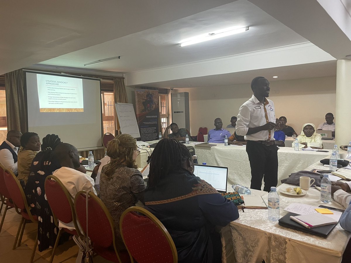 SailasCherotwo's tweet image. In the past 2 weeks I have been privileged to lead/train highlevel meetings with 30-60 participants. What's striking is that I learn something new after each training. Practice makes perfect, indeed! Plus, getting applauded by my mentors is icing on the cake #LeadershipGrowth