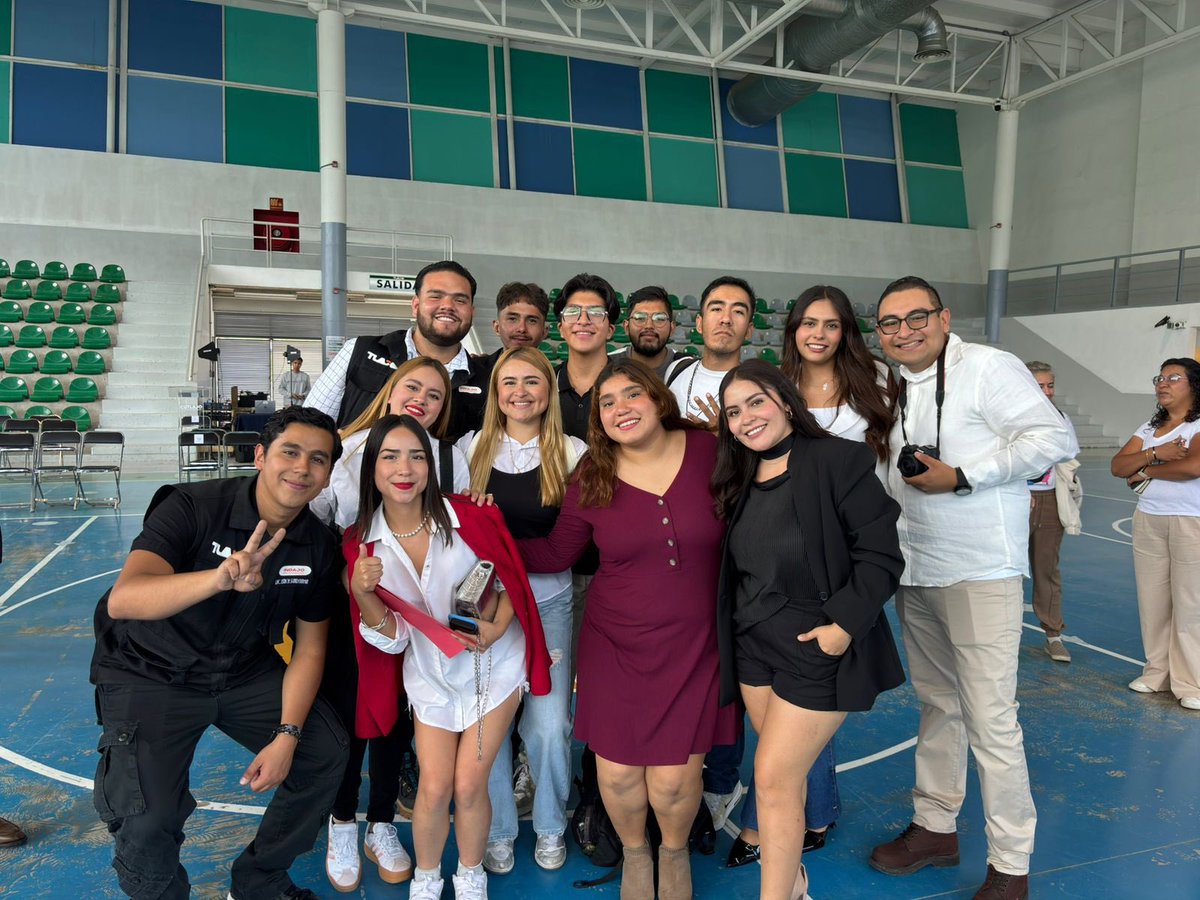 ManuelVc00's tweet photo. El Viernes se llevó a cabo la Bienvenida Oficial  de las y los jóvenes de CUTLAJO del ciclo 2025-B.

¡Les deseamos mucho éxito en esta nueva etapa! ✨ https://t.co/maMSJ0SiUv