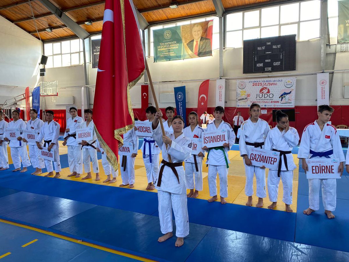 2025 sezonu Anadolu Yıldızlar Ligi Türkiye Judo Şampiyonası Açılışı ilçemizde yapıldı.
#gsbhepyanında #GSB
