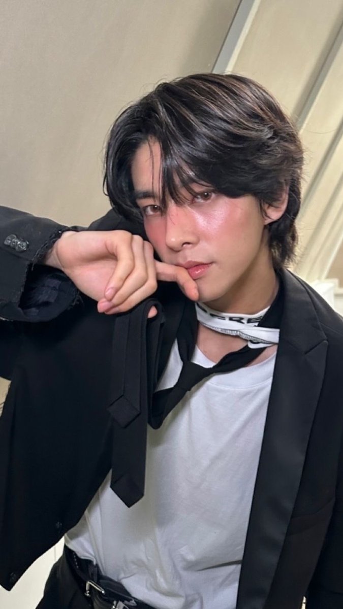 tekekekekekek's tweet photo. 넘야한디…; https://t.co/7N6zdY50WS