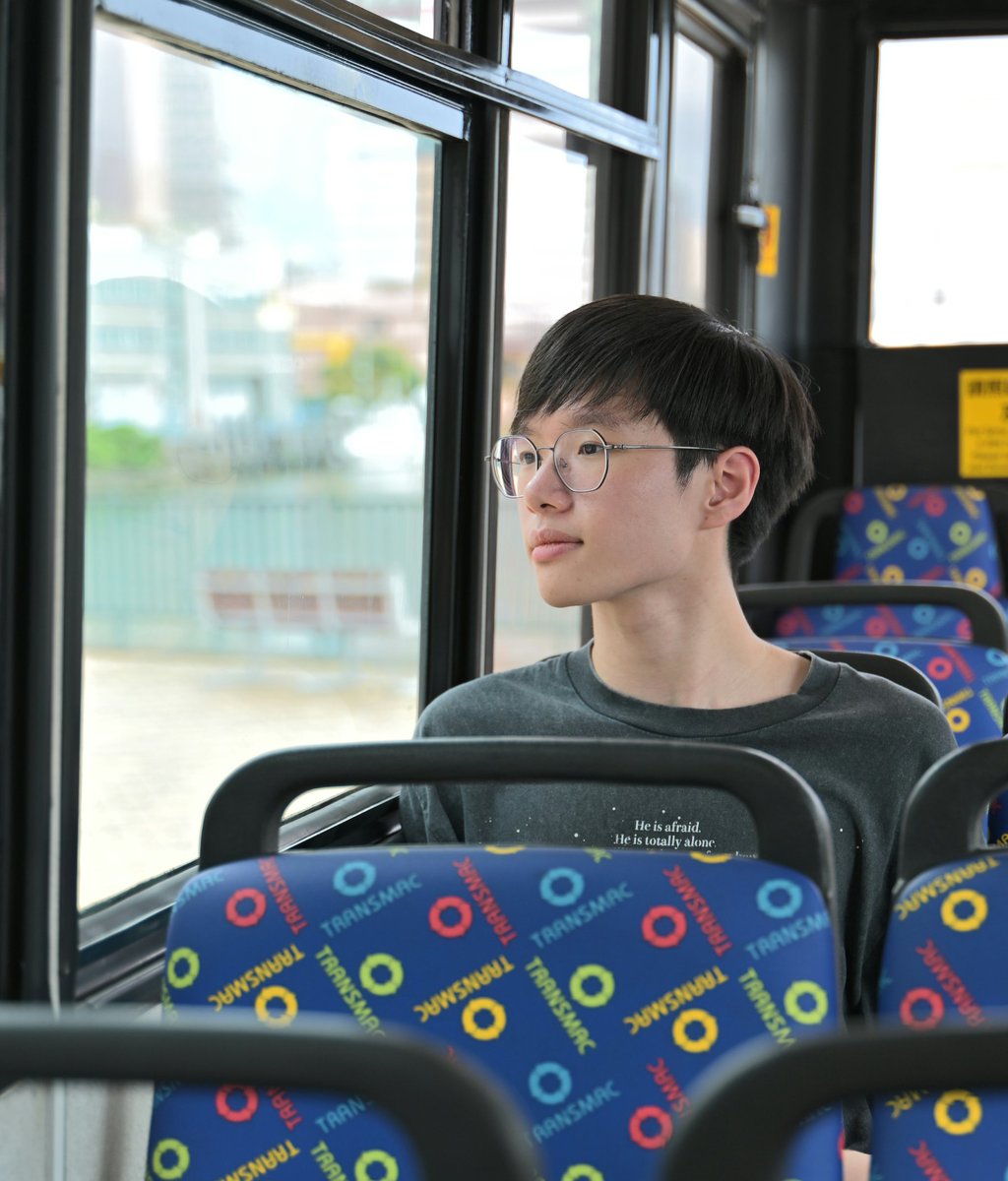MCC06088054's tweet photo. 聽到淺笑 用笑織冠冕
縱聽得剎那夠快樂一天
陶醉這靜默愛戀 快樂飛天 https://t.co/LsptoqbyJk