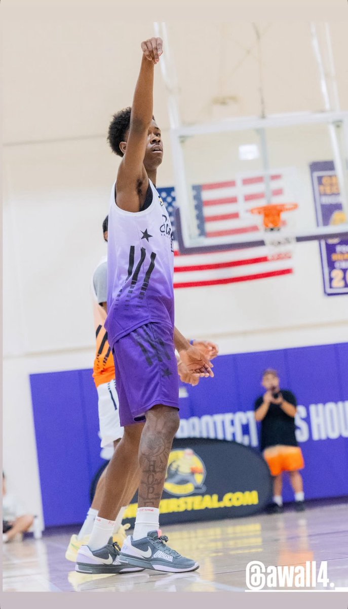 Aeron Wallace IV tweet media