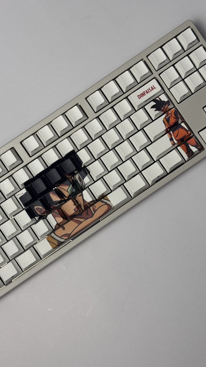 ZiadKeebs (@ziadkeebs) on Twitter photo Keyboard Build for: <a href="/DinFaisa1/">Grace Ashcroft</a>
Tiger Lite by <a href="/KBDfans/">KBDfans</a>
Venom TKL HE
Gateron Jade pro lubed
Custom keycaps by <a href="/goblintechkeys/">Goblintechkeys custom keycaps</a>
Lubed and modded stabilizers
#489 Keyboard Build for: <a href="/DinFaisa1/">Grace Ashcroft</a>
Tiger Lite by <a href="/KBDfans/">KBDfans</a>
Venom TKL HE
Gateron Jade pro lubed
Custom keycaps by <a href="/goblintechkeys/">Goblintechkeys custom keycaps</a>
Lubed and modded stabilizers
#489